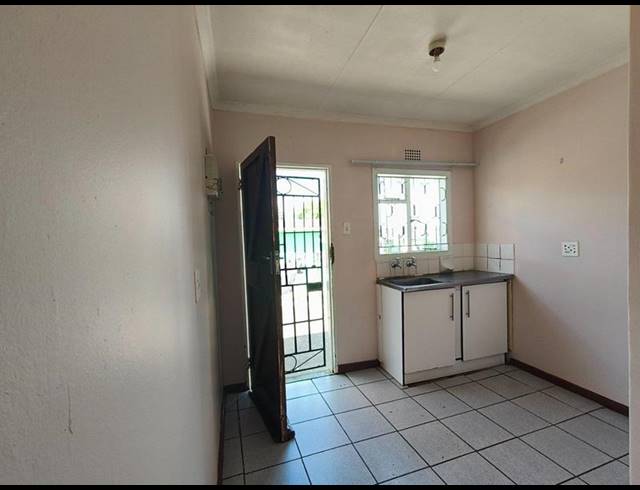 3 BEDROOM PROPERTY TO RENT IN MTHATHA CENTRAL